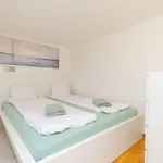 Dohany 2br Chic Appartement *
