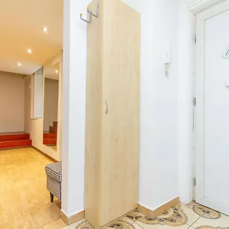 Dohany Chic By Nw Apartment