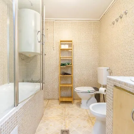 Dohany 2br Chic Budapest