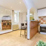 Dohány Chic By Nw Apartamento Budapeste